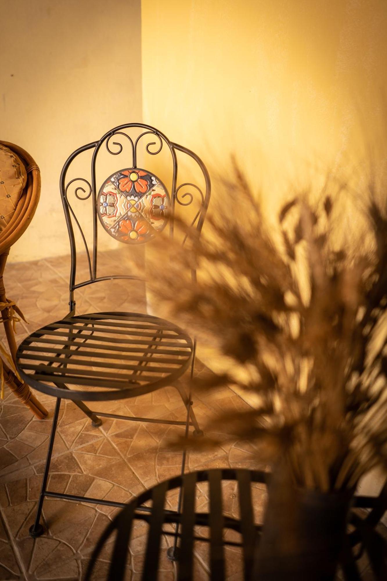 Bed and Breakfast Sa Domu De Ladiri - Matrimoniale Con Giardino Musei Екстер'єр фото